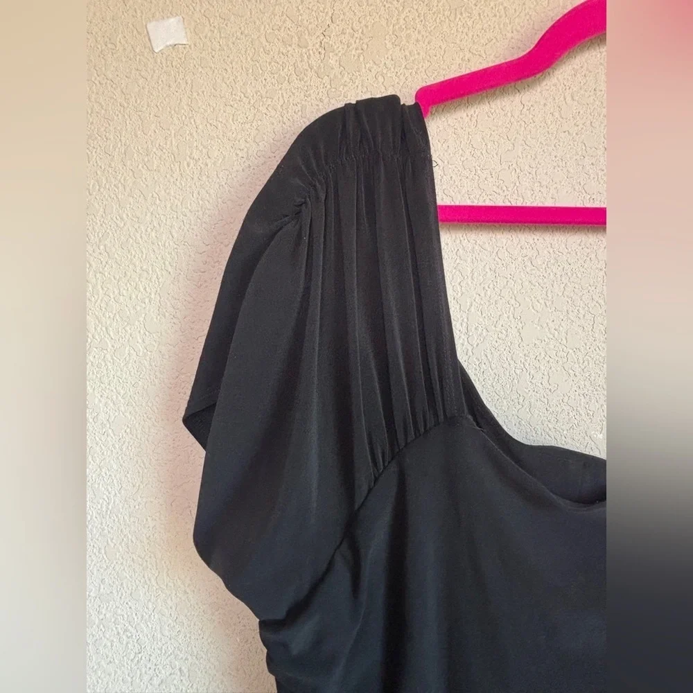 NWT Scarlett Black Drape Scoop Neck Short Sleeve Ruched Cocktail Party Dress 18W